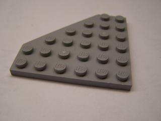 Lego Klín placatý 6 × 6 zkosený roh světle modrošedá