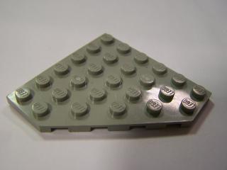 Lego Klín placatý 6 × 6 zkosený roh světle šedá
