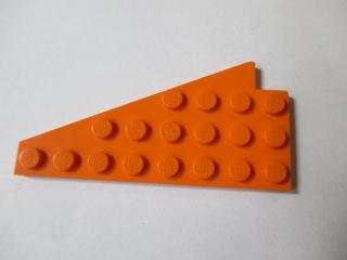 Lego Klín placatý 8 × 4 pravý křídlo oranžová