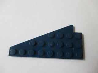 Lego Klín placatý 8 × 4 pravý křídlo tmavě modrá