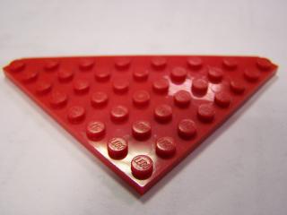 Lego Klín placatý 8 × 8 zkosený roh červená