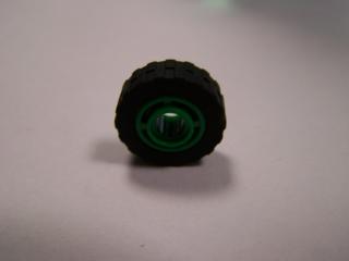 Lego Kolo 11mm × 8mm s drážkou střídavě uspořádané běhouny zelená
