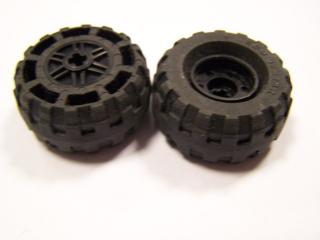 Lego Kolo 18mm × 14 mm pro křížovou tyč černá terenní pneumatika 37 × 18 černá