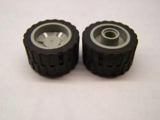 Lego Kolo 18mm × 14mm černá pneumatika 24× 14 světle šedá