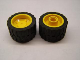 Lego Kolo 18mm × 14mm černá pneumatika 24× 14 žlutá