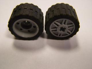 Lego Kolo 18mm × 14mm pro křížovou tyč černá pneumatika 24 × 14 světle modrošedá