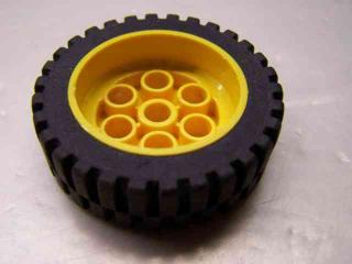 Lego Kolo 30mm × 13mm  pneumatika 13 × 24 žlutá