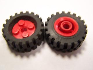 Lego Kolo frestyle černá pneumatika 30 × 10,5 červená