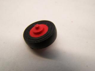 Lego Kolo v středu kola malý nop černá pneumatika 14mm × 4mm červená