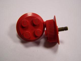 Lego Kolo vlakové 2 × 2 s cvokem ve středu červená