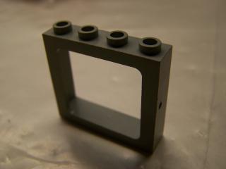 Lego Okno vlakové 1 × 4 × 3 se všema dutýma nopama světle šedá