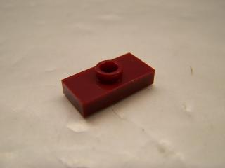 Lego placaté upravené 1 × 2 s jedním nopem tmavě červená