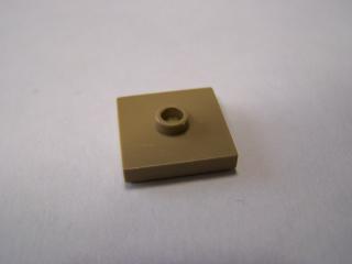Lego Placaté upravené 2 × 2 s drážkou a jedním nopem uprostřed tmavě tělová