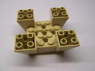 Lego Sklon otočený 65 6 x 6 x 2 nádvoří s výřezy tělová
