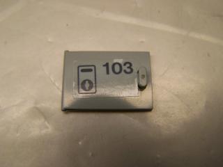 Lego skříň 2 × 3 × 2 dveře nálepka s  103  a klíčovou dírkou levé světle šedá