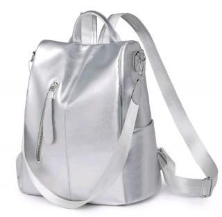 Stříbrný dámský elegantní kožený batoh 2v1 Barva: Stříbrná