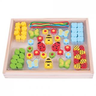 Bigjigs Toys Dřevěné hračky - Navlékací korálky Louka