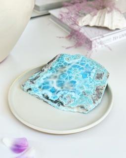 Larimar leštěná deska Dominikánská r. 650g AAA