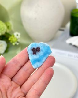 Larimar leštěný kámen Dominikánská r. 13g