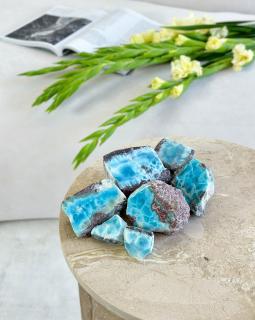 Polodrahokam Larimar surový Dominikánská r. 110g