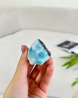 Polodrahokam Larimar surový Dominikánská r. 56g