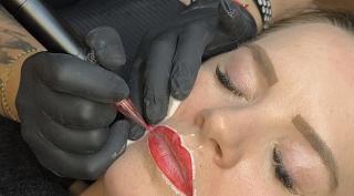 Online kurz Permanentní make-up stínové rty s tetovacím perem, skripty a certifikátem