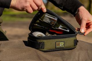 Fox Pouzdro R Series Rigid Lead and Bits Bag Compact