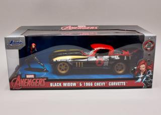 Chevrolet Corvette 1966 + figurka  Black Widow  Avengers 1:24 Jada Toys