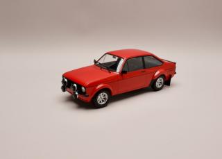 Ford Escort RS 2000 MK 2 RHD 1977 červená 1:18 IXO