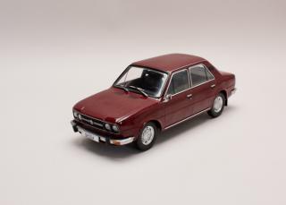 Škoda 120 LS 1979 červená (Škoda color 8165) 1:18 Triple9 Collection