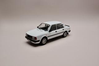 Škoda 130 L 1988 bílá 1:18 IXO