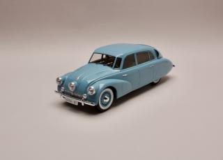 Tatra 87 1937 světle modrá 1:18 MCG