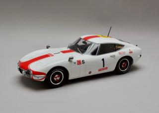 Toyota 2000 GT 1967 #1 24h Fuji 1:18 Triple9 Collection