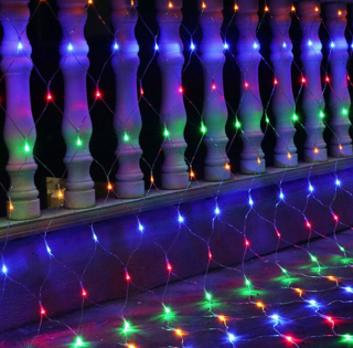 Vnitřní vánoční LED světelná síť - barevná 160 diod (se záblesky)