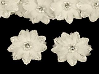 Květ s korálky, průměr 50 mm barva: bílá