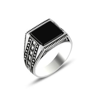 OLIVIE Pánský stříbrný prsten ONYX 5705 Velikost prstenů: 10 (EU: 62-64)