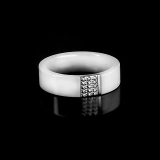 Atraktivní dámský prsten - Chirurgická ocel se šperkařskou keramikou a zirkony  + Doprava zdarma + Dárkové balení zdarma Velikost prstenu: 18 (8)