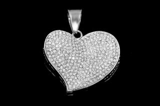 Luxusně zpracovaný přívěsek Srdce poseté zirkony - Chirurgická ocel  + Doprava zdarma + Dárkové balení zdarma