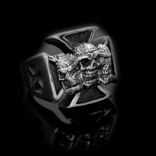 Pánský motorkářský prsten s křížem a lebkami - Chirurgická ocel  + Doprava zdarma + Dárkové balení zdarma Velikost prstenu: 20 (10)