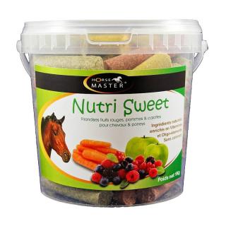 Horse Master - NUTRI SWEET TREATS TRIPLE FLAVOUR 1 kg (Pochoutka pro koně Triple taste: jablko-mrkev-lesní ovoce)