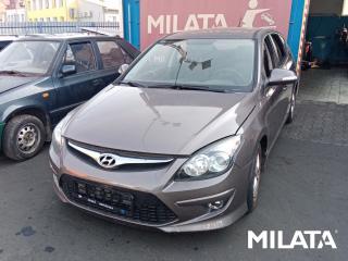 HYUNDAI I30 1.4 2010 na díly