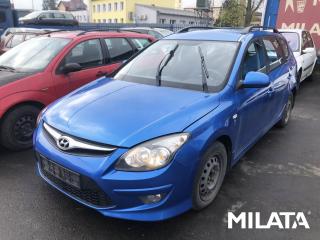 HYUNDAI i30 CW 1.6 D 2010 na díly