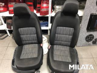 Přední sedadla s airbagem a výhřevem Škoda Octavia 2