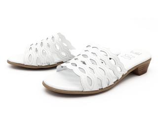 Dámské kožené pantofle 066-1625 bílá WILD Velikost: 37, Barva: Bílá