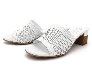 Dámské kožené pantofle 066-1627 bílá WILD Velikost: 36, Barva: Bílá