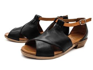 Dámské kožené sandálky 061-1125 černá WILD Velikost: 38, Barva: černá