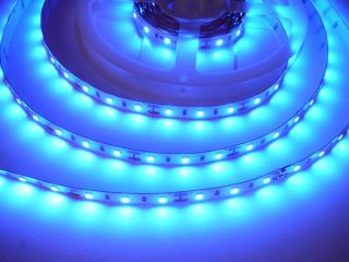 Modrý LED pásek 12W/m