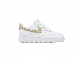 Nike Air Force 1 Low White Barely (W) Velikost: 38