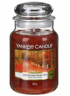 Yankee Candle Woodland Road Trip  vonná svíčka 623g