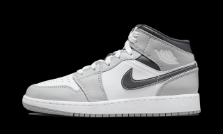 Jordan 1 Mid  Light Smoke Grey Anthracite  (GS) Velikost: 35.5